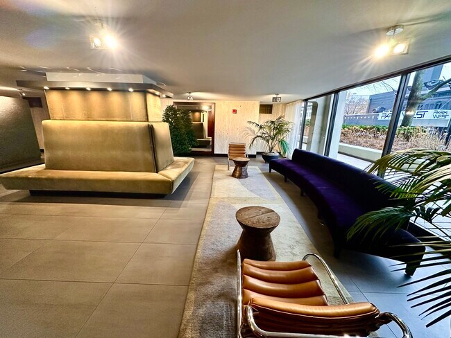 Photo - 1960 N Lincoln Park W Unit 402