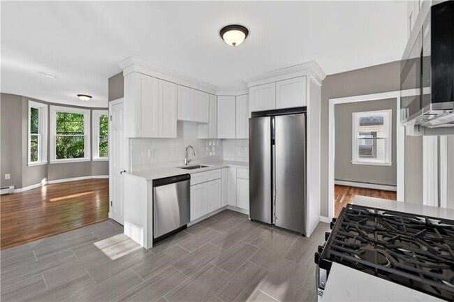 Photo - 55 Warren St Unit Apt 1