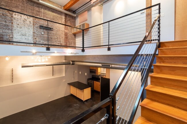 Photo - 2401 S 12th St Unit 203