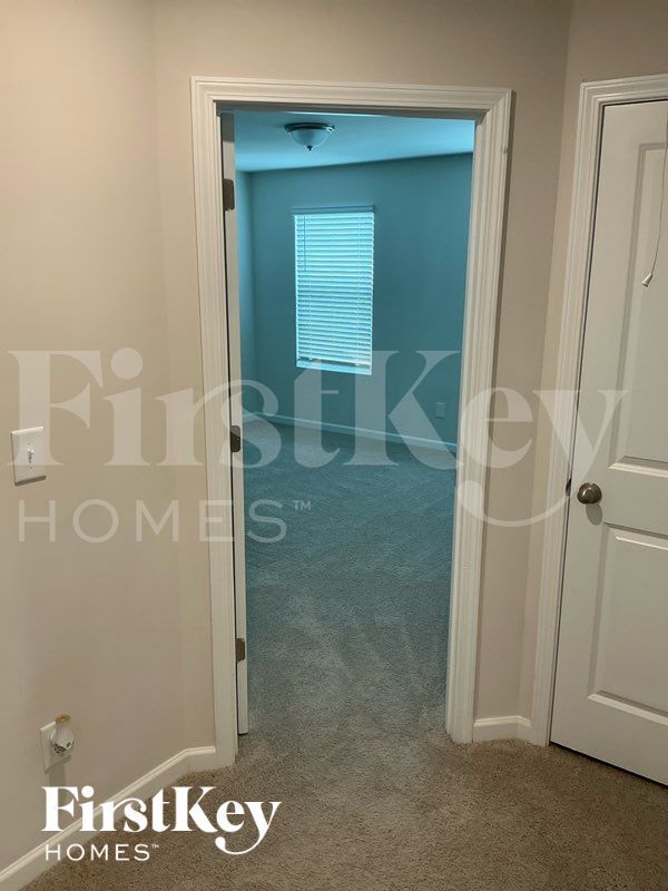 Photo - 3224 Newell Vlg Dr