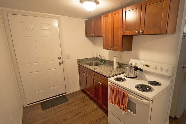 Photo - 4611 N Hubert Ave
