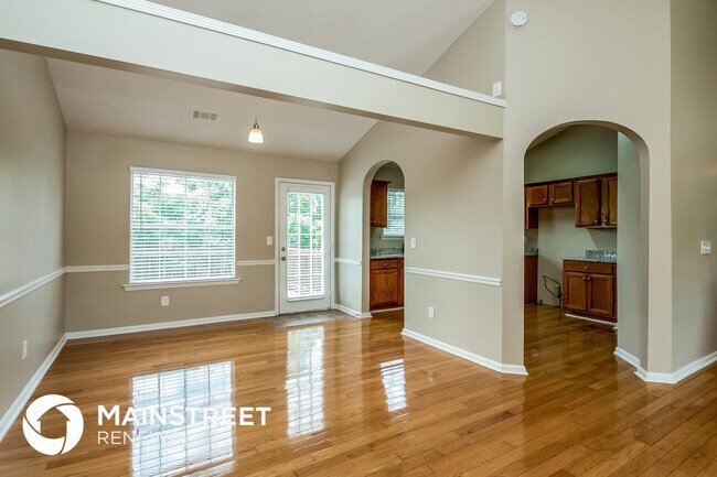 Photo - 3040 Reynolds Run