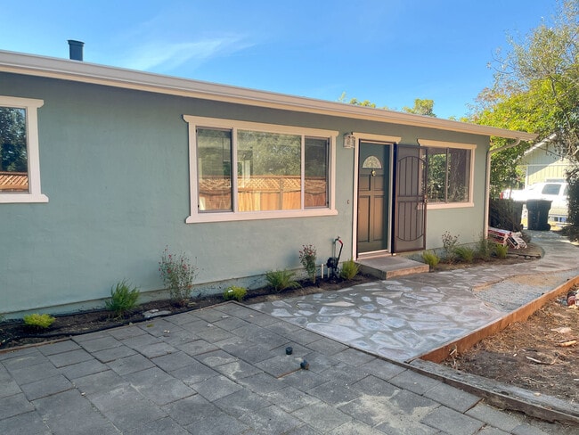 Building Photo - 302 Escalona Dr Rental