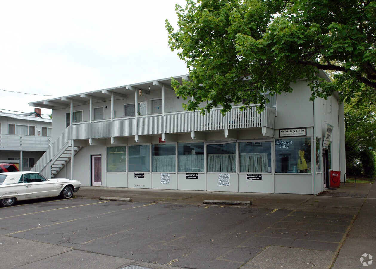 Photo - 365 E 13th Ave