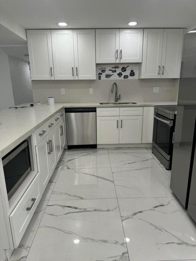Photo - 5217 NW 18th St Unit 2d