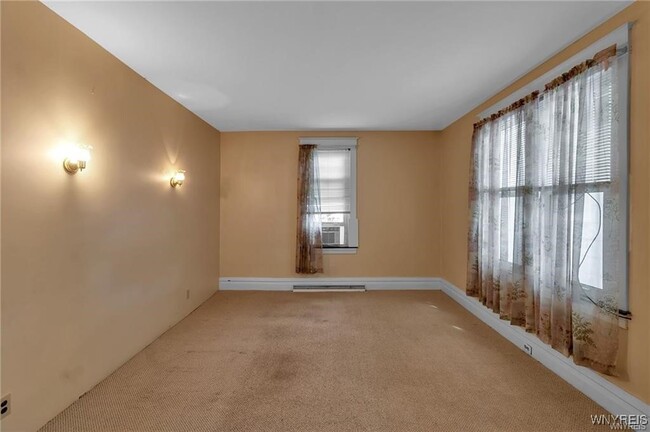 Building Photo - 120 Aldrich Pl