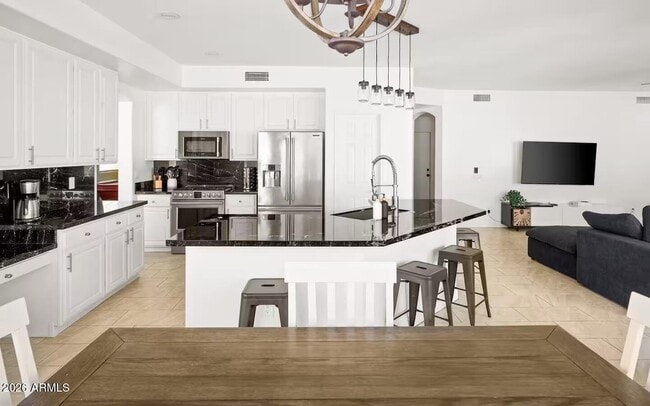 Photo - 5352 E Woodridge Dr