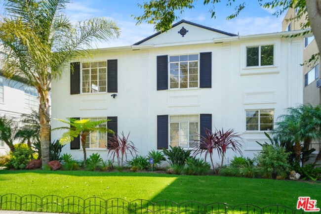 Building Photo - 476 S Roxbury Dr Rental