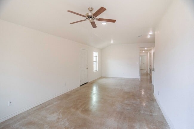 Photo - P2-2306 Duntov Drive Temple, TX 76504 Unidad A