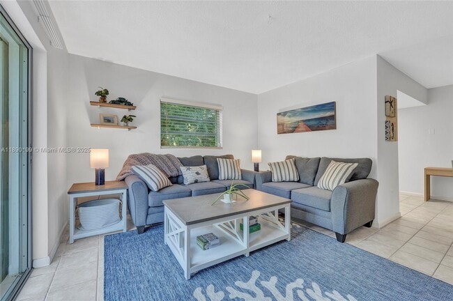 Photo - 1129 Pebble Beach Ln Unit 6