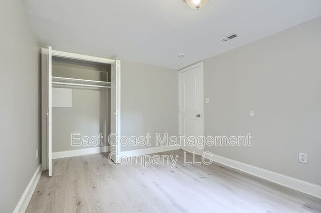 Photo - 332 S Franklintown Rd Unidad 1