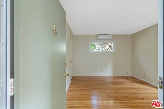 Photo - 3502 La Clede Ave