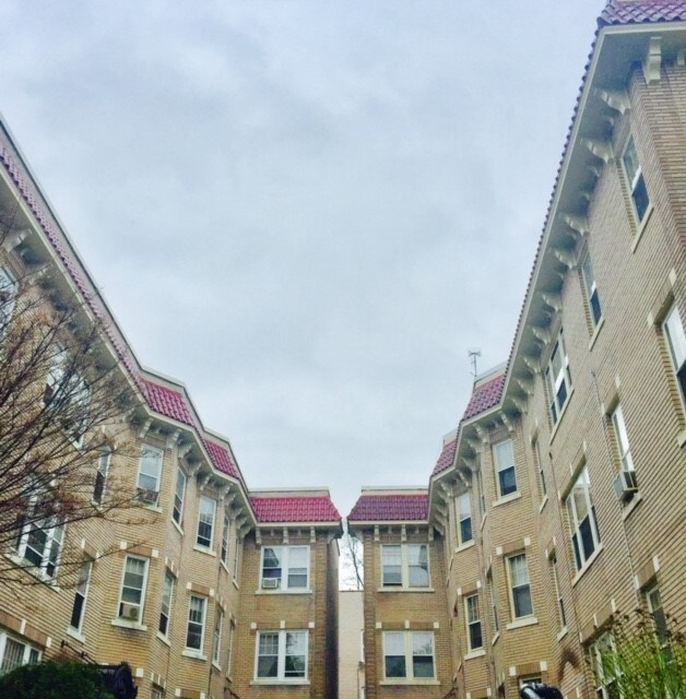 Photo - 700 Farmington Ave