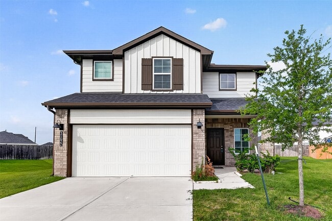 Building Photo - 31622 Whittis Hl Wy