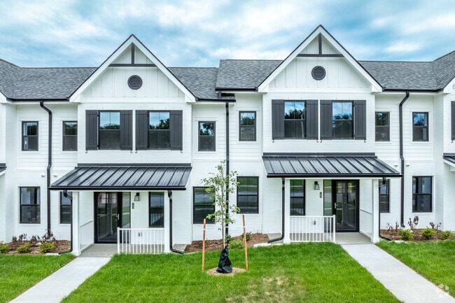 Townhomes at Creekside