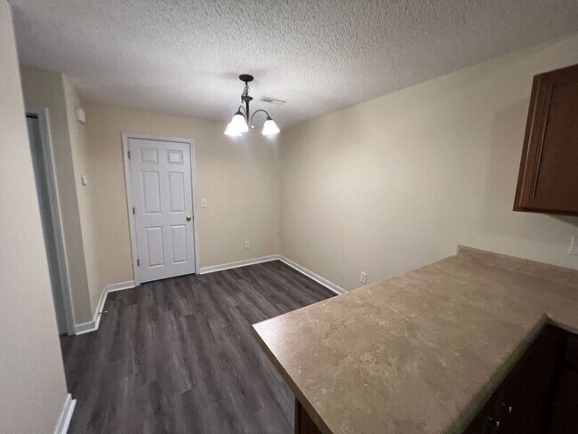 Photo - 5287 Falling Creek Ln