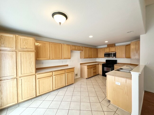 Photo - BEAUTIFUL 3 BED, 2 BATH SINGLE FAMILY HOME LOCATED IN NW REDMOND!