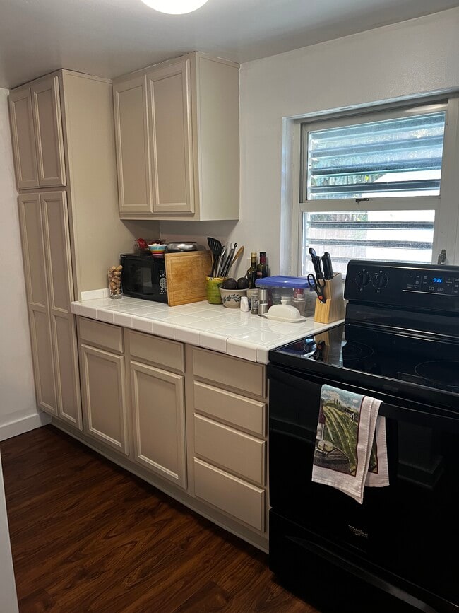 Photo - 1830 Fogarty Ave Unit 4