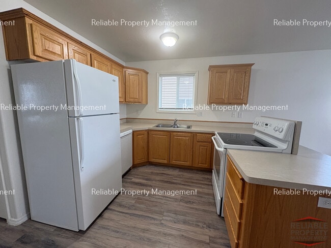 Photo - 280 W Anderson St Unit 1
