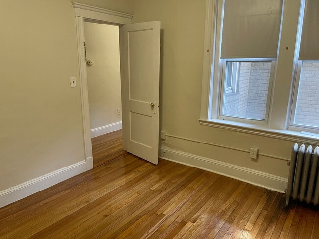 Photo - Fenway Split 2 bed, Close to Berklee and N...