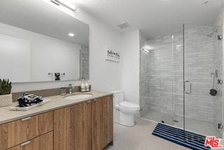 Photo - 3800 Mentone Ave