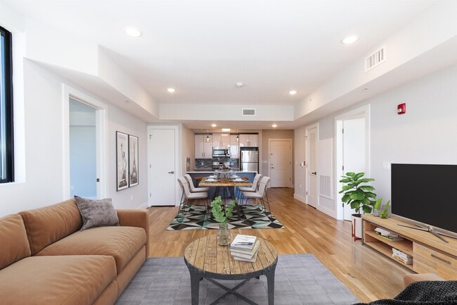 Photo - 198 Academy St Unit 3I