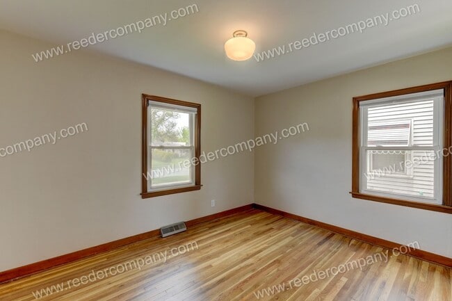 Photo - Completely remodeled 3 bedroom 1.5 bathroom house in Hammond