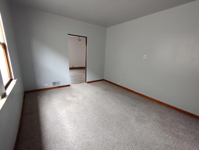 Photo - 1527 Plum St