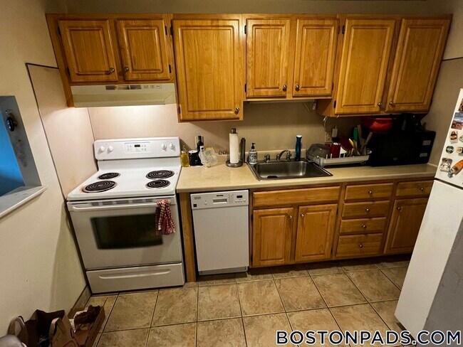 66 Homer Ave Unit 303