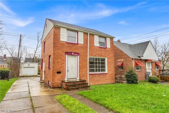 Photo - 21206 Hillgrove Ave