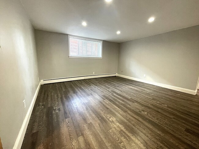 Photo - 8 Bryon Rd Unit 1