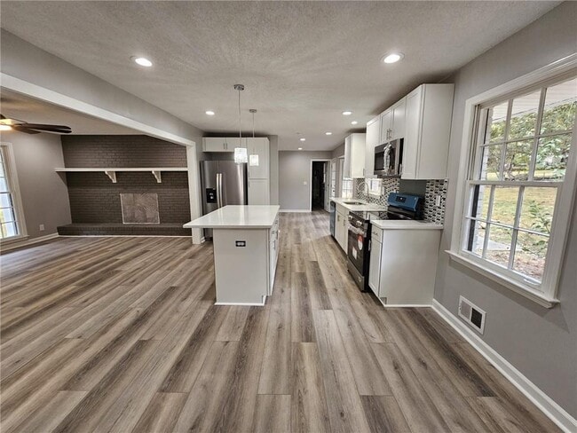 Photo - 999 Braselton Hwy