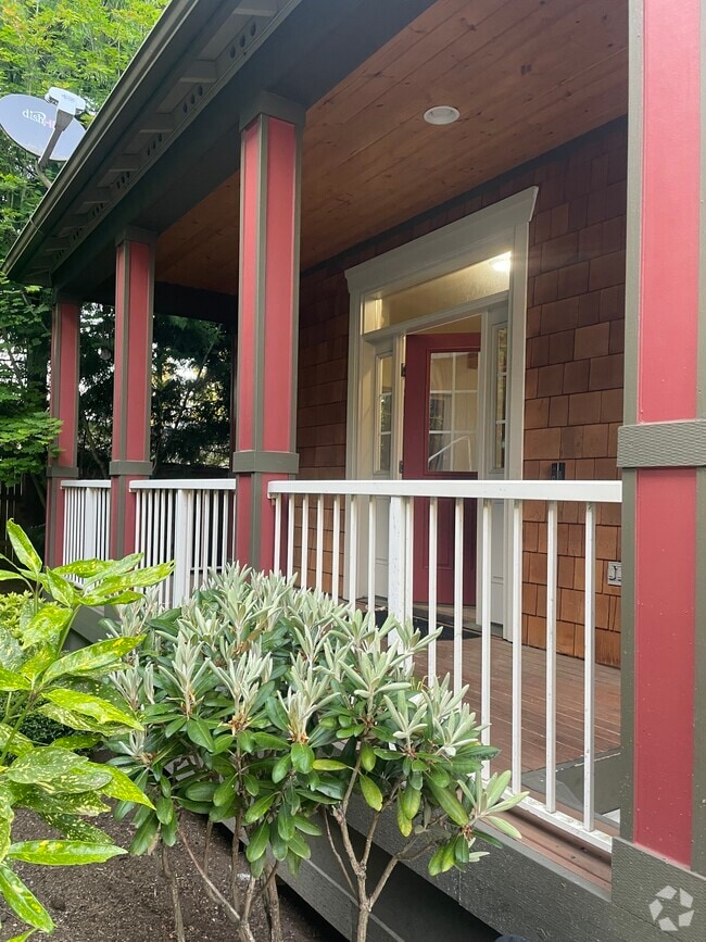 Building Photo - 6609 198th Pl SW Rental