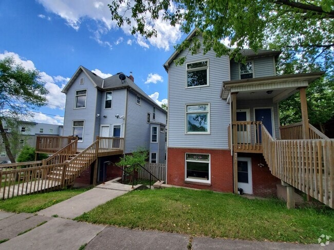 Building Photo - 419 N 1st Ave W Unit A Rental