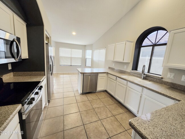 Photo - 2545 E Granite View Dr