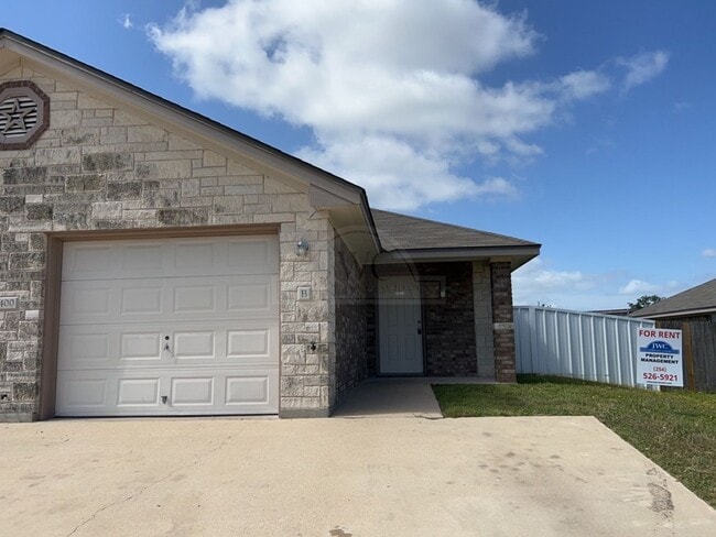 Photo - 1400 Powder River Dr