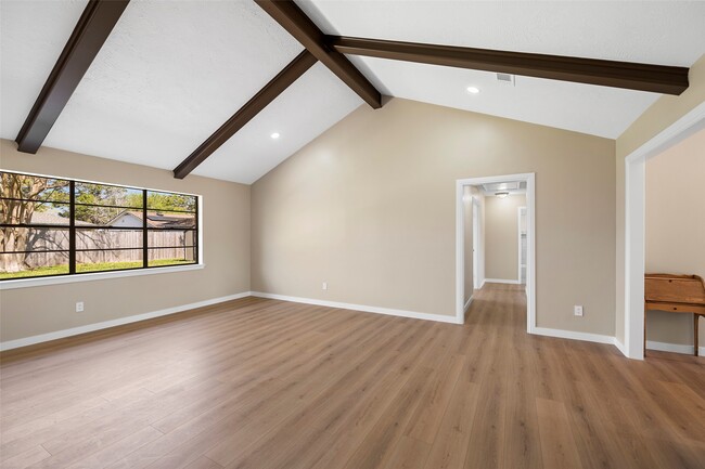 Photo - 13562 Brook Hollow Dr