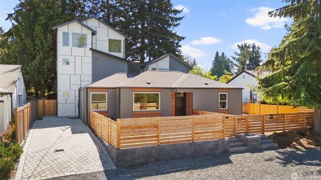 Photo - 2bd/1.75ba Seattle Condo