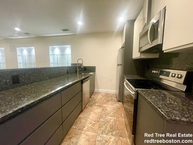 Photo - 25 St Marys Ct Unit 3