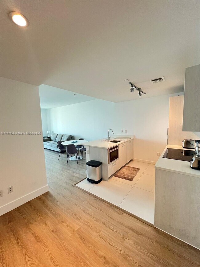 Photo - 501 NE 31st St Unit 1202