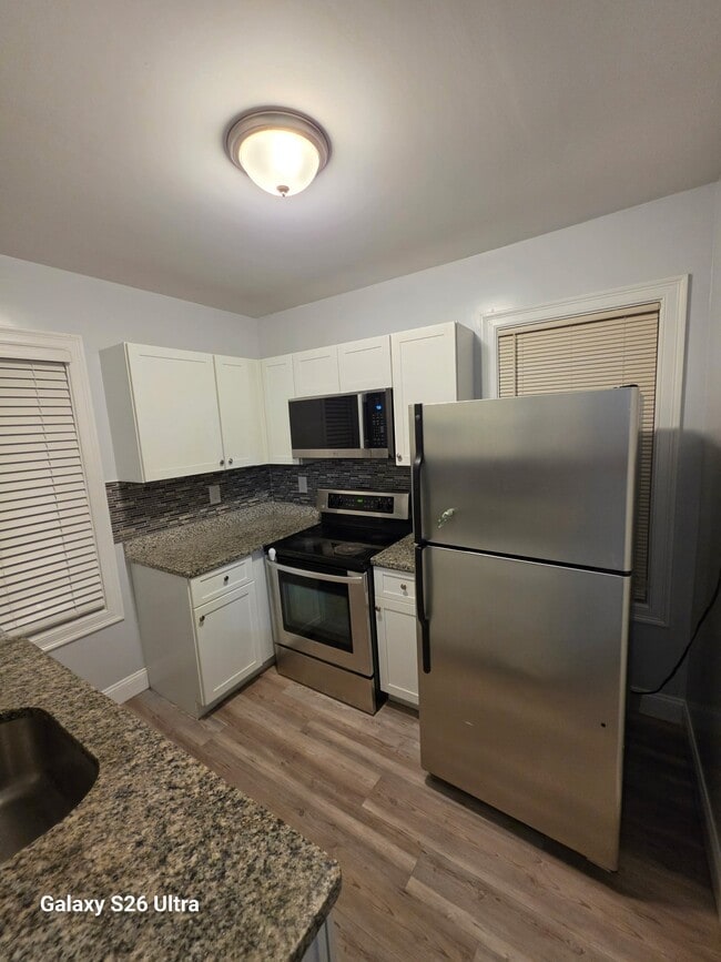 105 Thompson St Unit 1