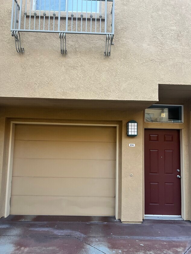 Photo - 1690 Civic Center Dr (Santa Clara, CA)