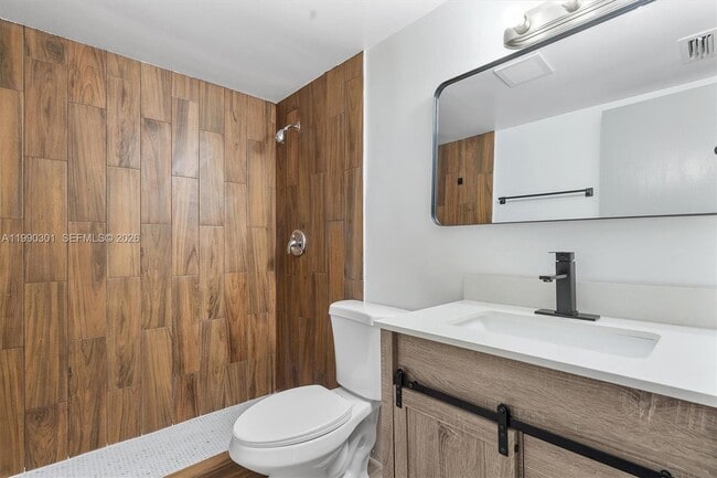 Photo - 1715 N 16th Ave Unit 312