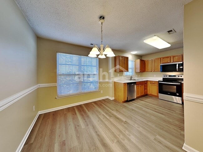 Photo - 5505 Orchard Pond Dr