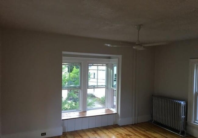 Building Photo - 58 Fessenden St Unit 3