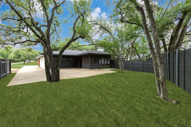 Photo - 1700 Barton Hills Dr