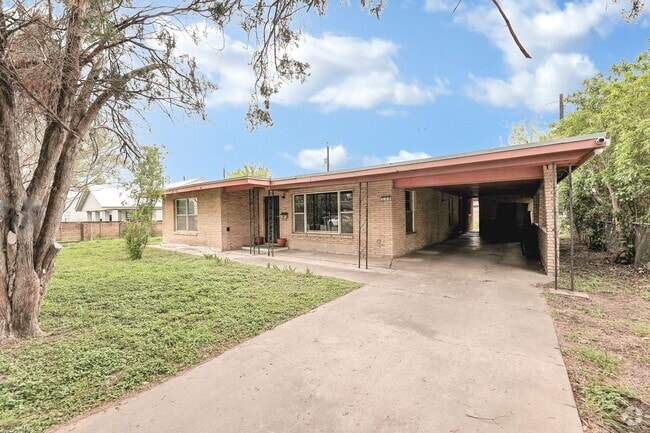 Building Photo - Charming Home in Central McAllen!