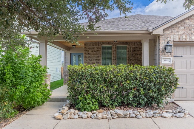 5815 Southern Knoll