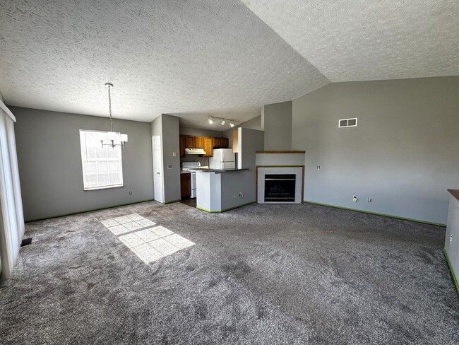 Photo - 3688 Harris Ave NW