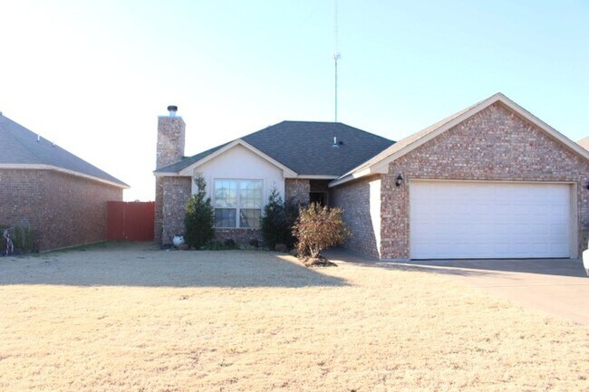 Great home located in Cache, Ok , never be... - Great home located in Cache, Ok , never be...